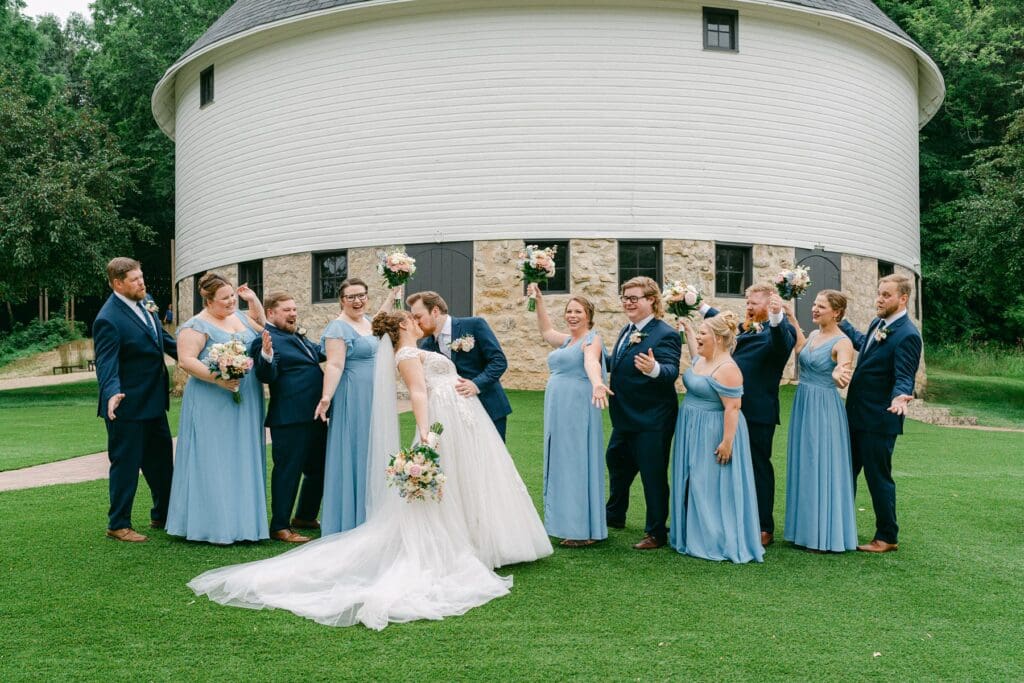 Round Barn Farm Wedding Red Wing Minnesota